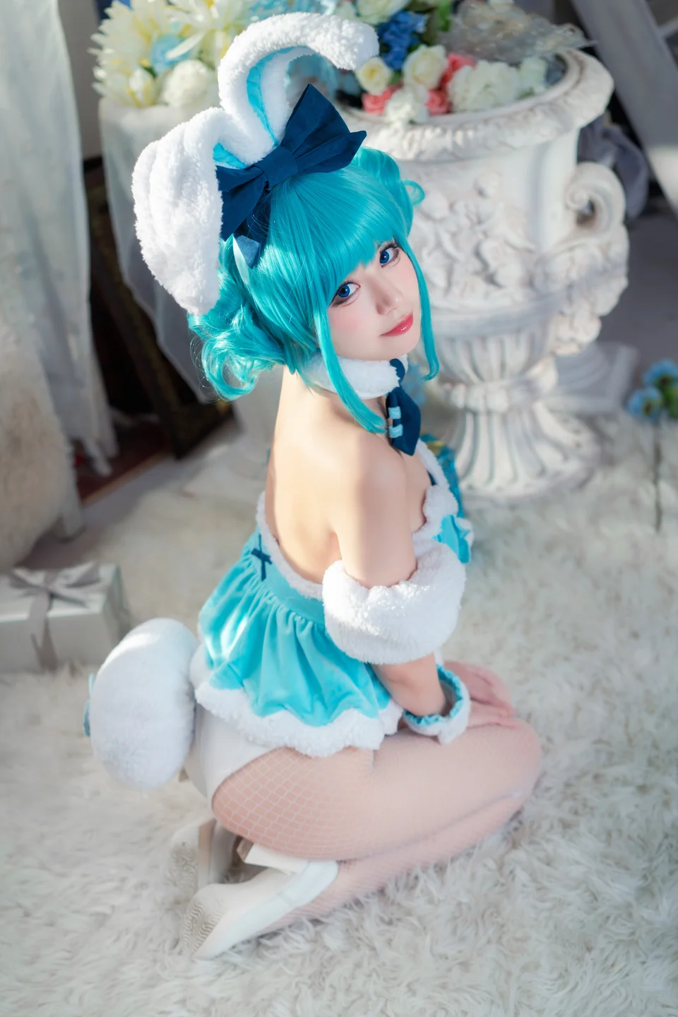 猫大人 - 初音白兔 [24P-280MB] tg@simisebaisi 【丝足阁】014.webp